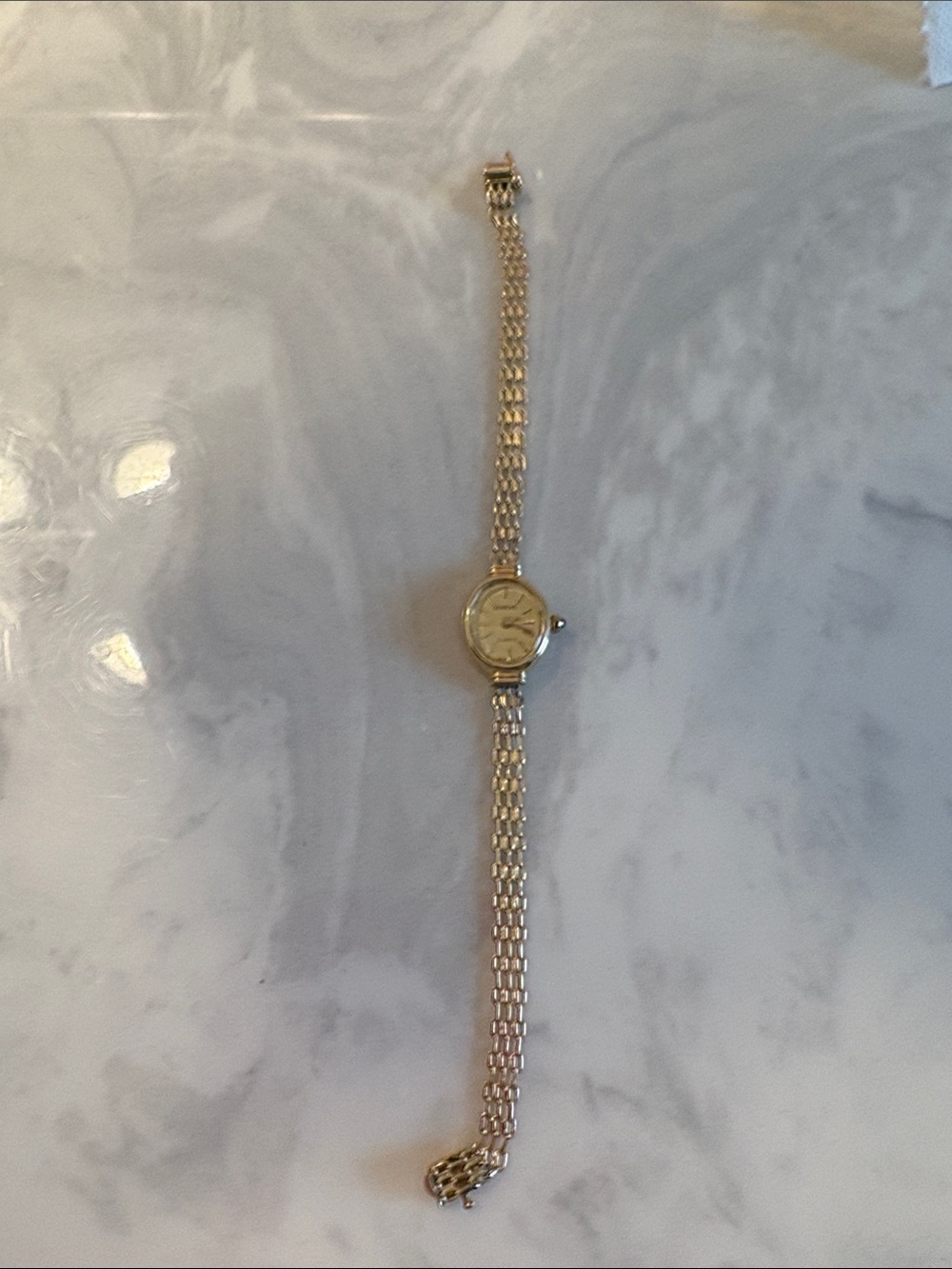 Vintage Solid 14K Gold Geneve Ladies Bracelet Watch 9g Swiss Quartz - Picture 4 of 6